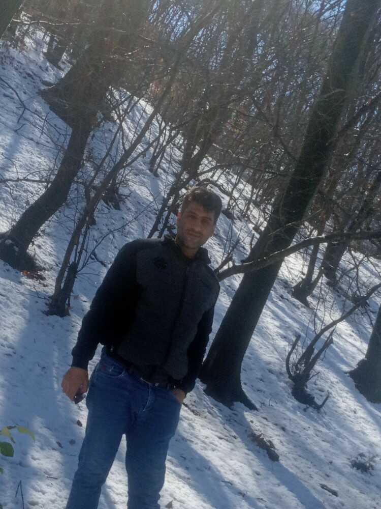 اکبر خلیلی
