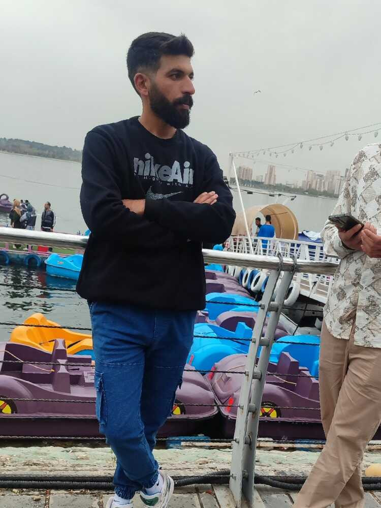 حامد طاهری