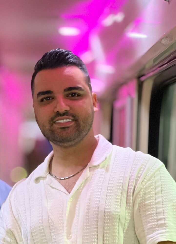کمیل ایزدی
