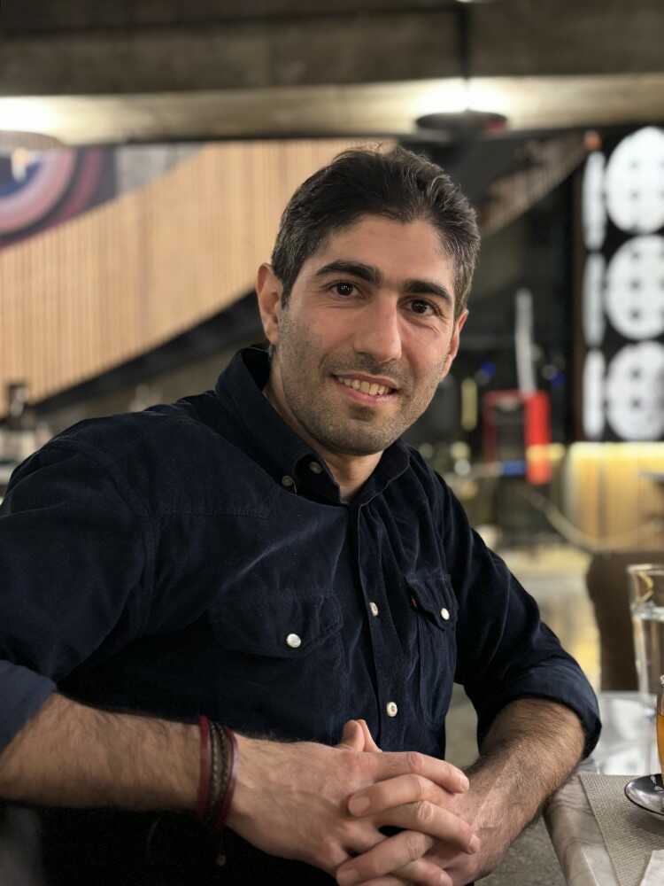 محسن احمدی