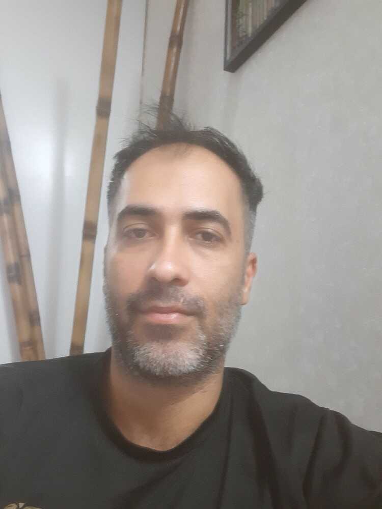 احمد کردزنگنه