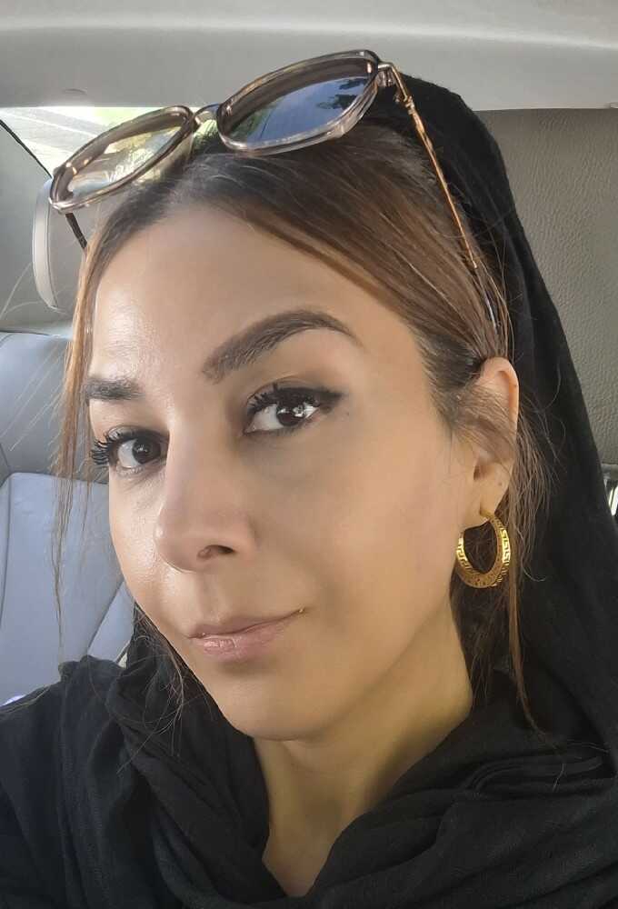 سارا زمانی