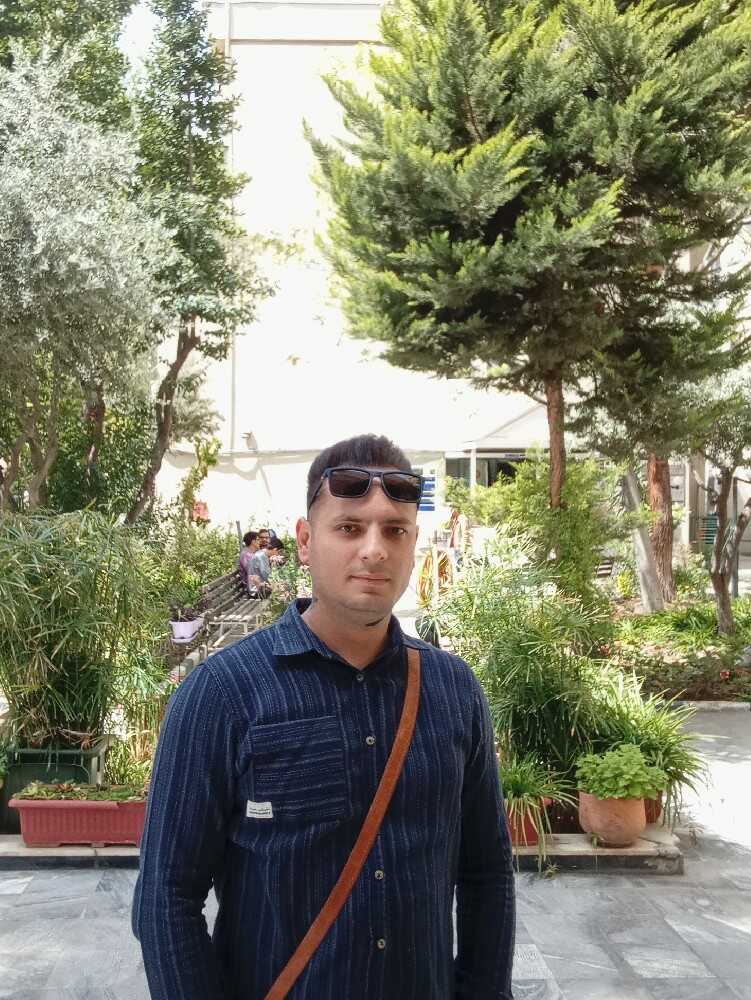 عرفان ابوالحسنی