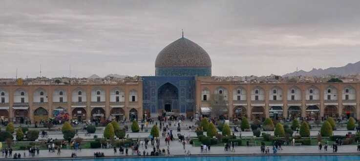 زیبا ساعتی