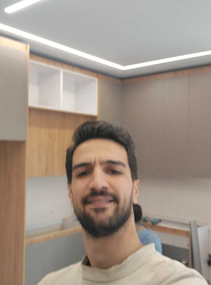 احمد اکبری خواجه غیاثی