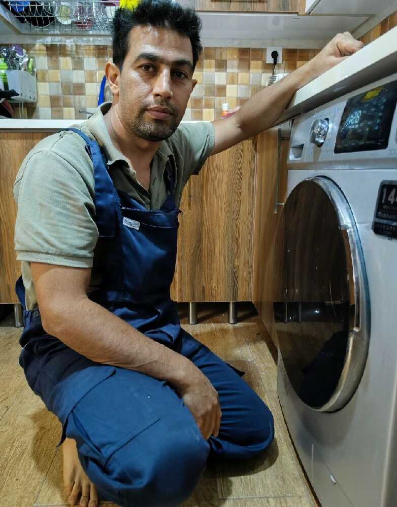 هومن خشنود