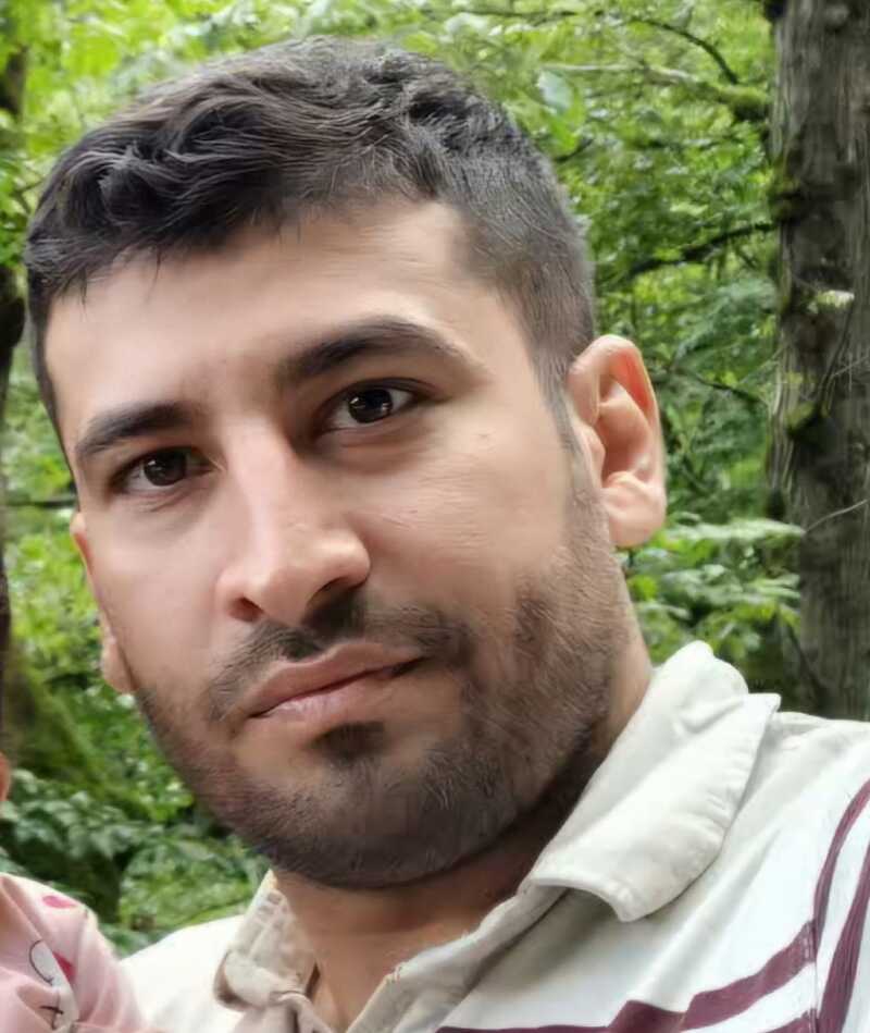 احسان آقازیارتی