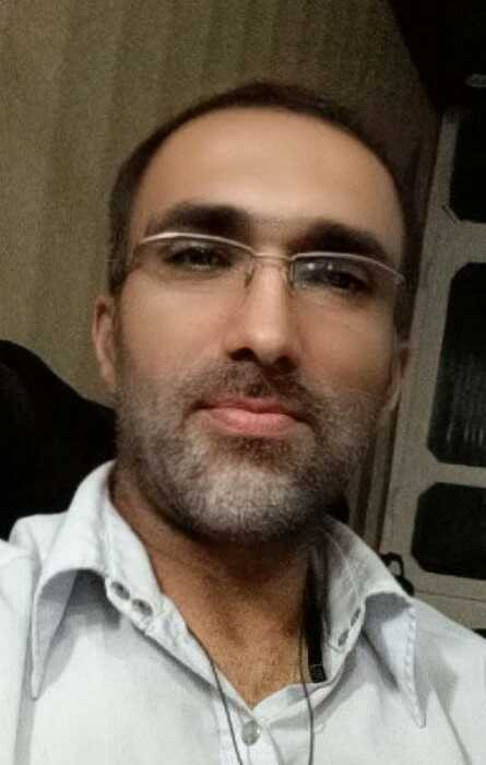 هادی ذاکری
