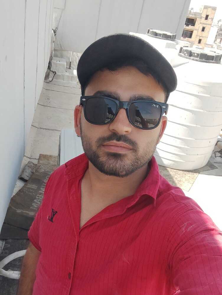 فردین وزیری نژاد