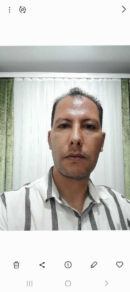 رضا دهقادنی