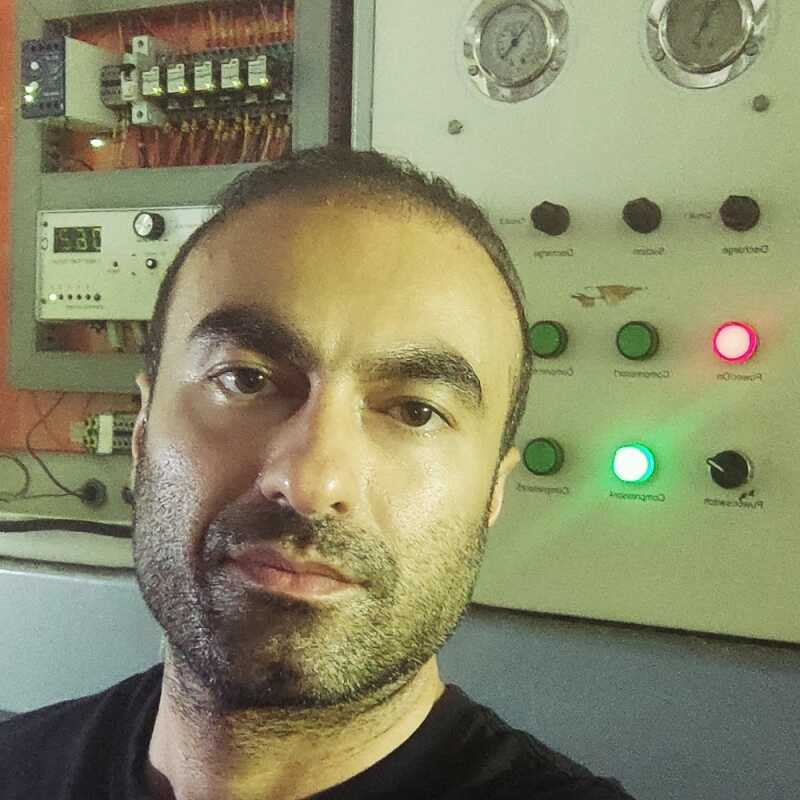 کریم افکنده
