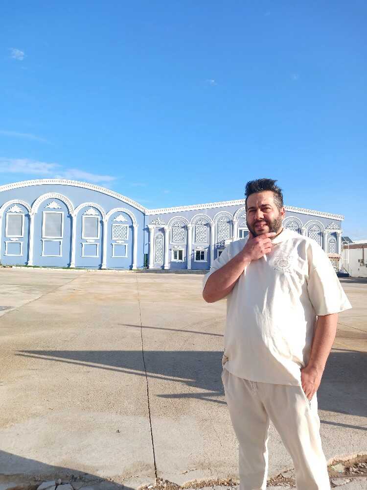 فرهاد مظفری