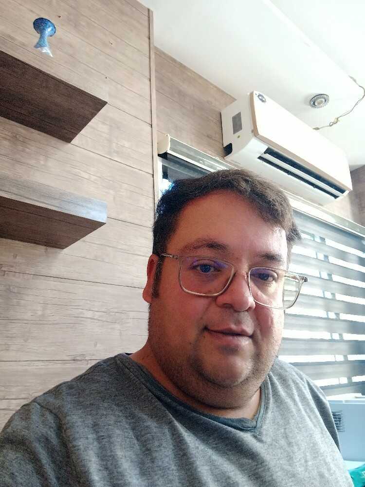 سعید معتمدی آدرمنابادی