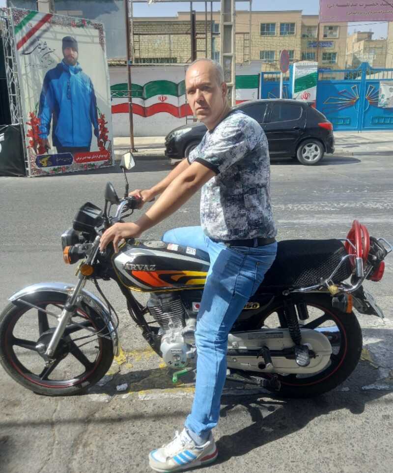 هادی پرارین