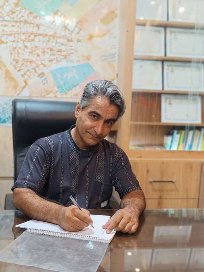 محمود فیروزبخت