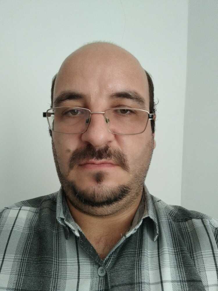 روح الله گمار