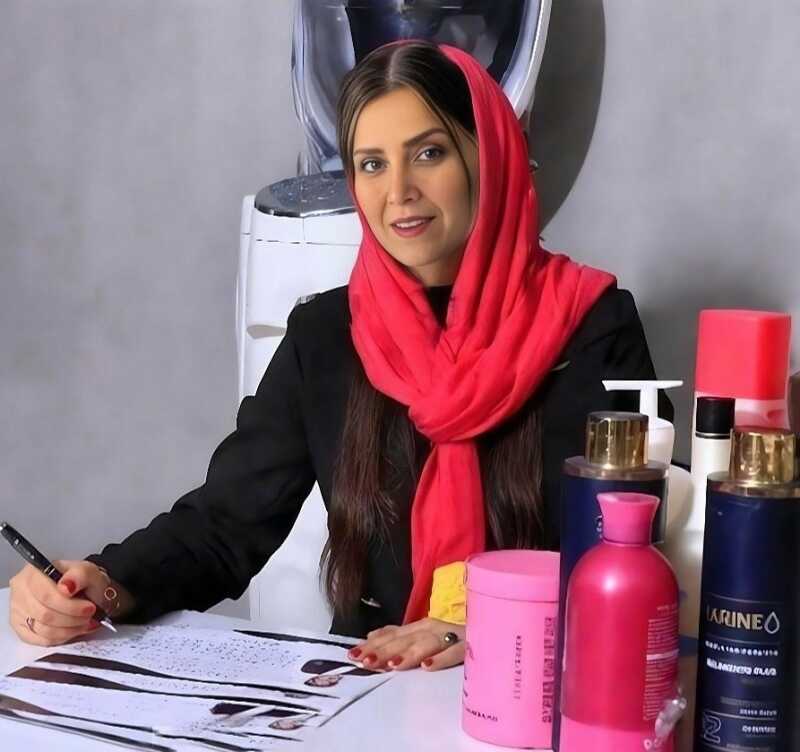 سهیلا خاکی یادگار
