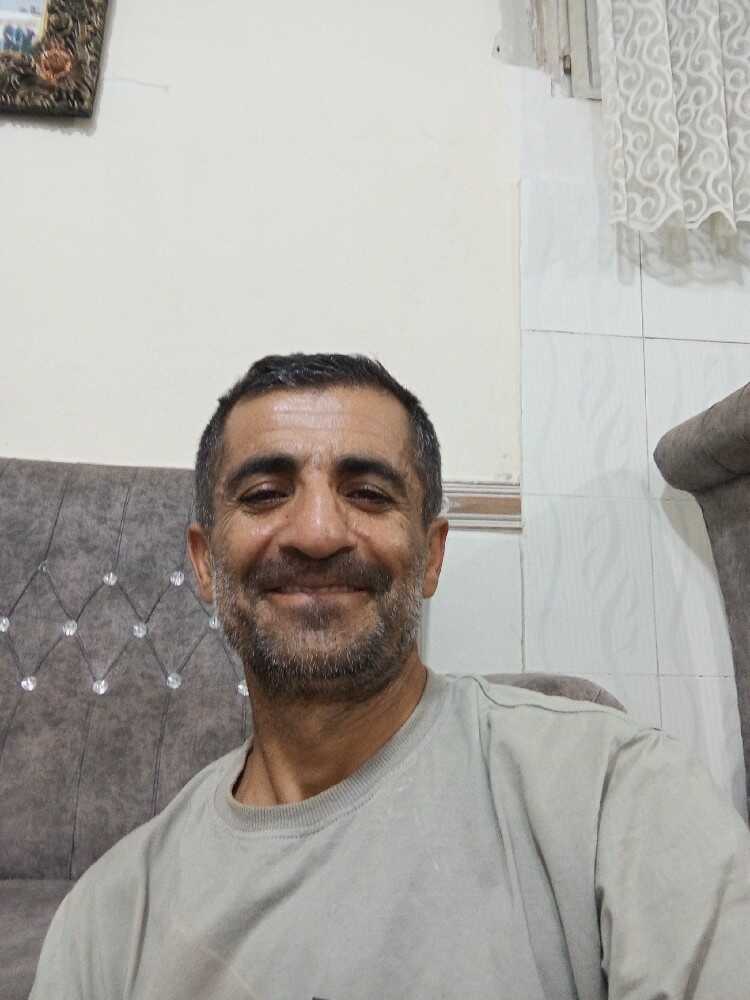 حسین شیخی پوری