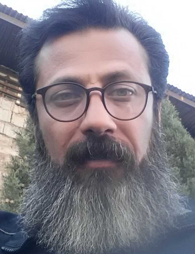 یوسف دشتی زاده