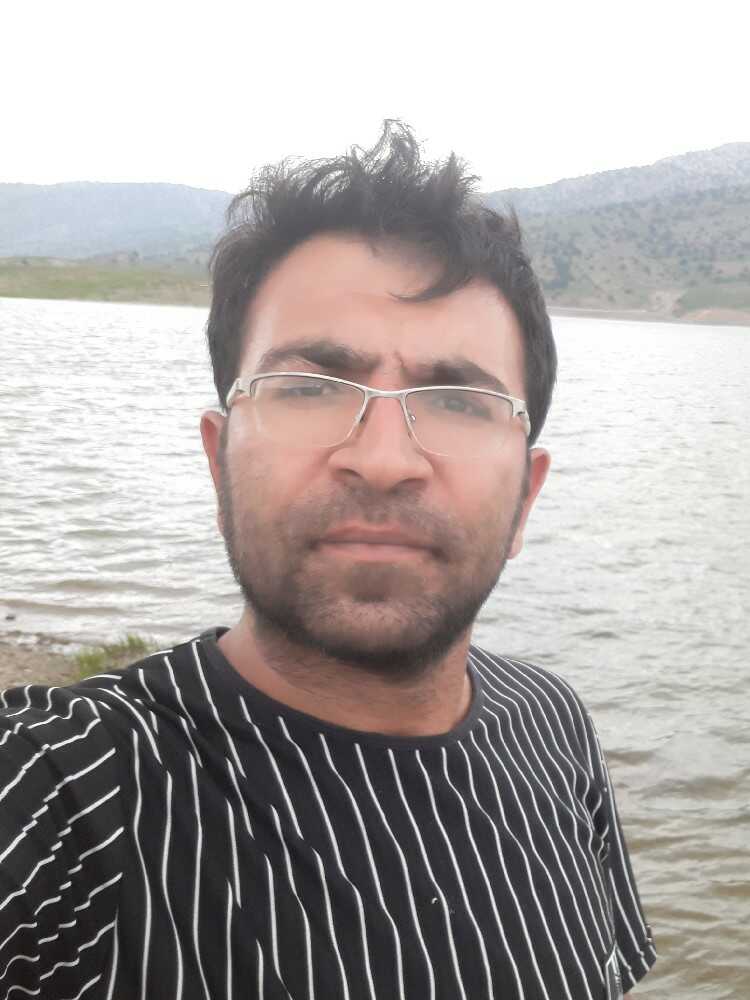 احمد ولی پور