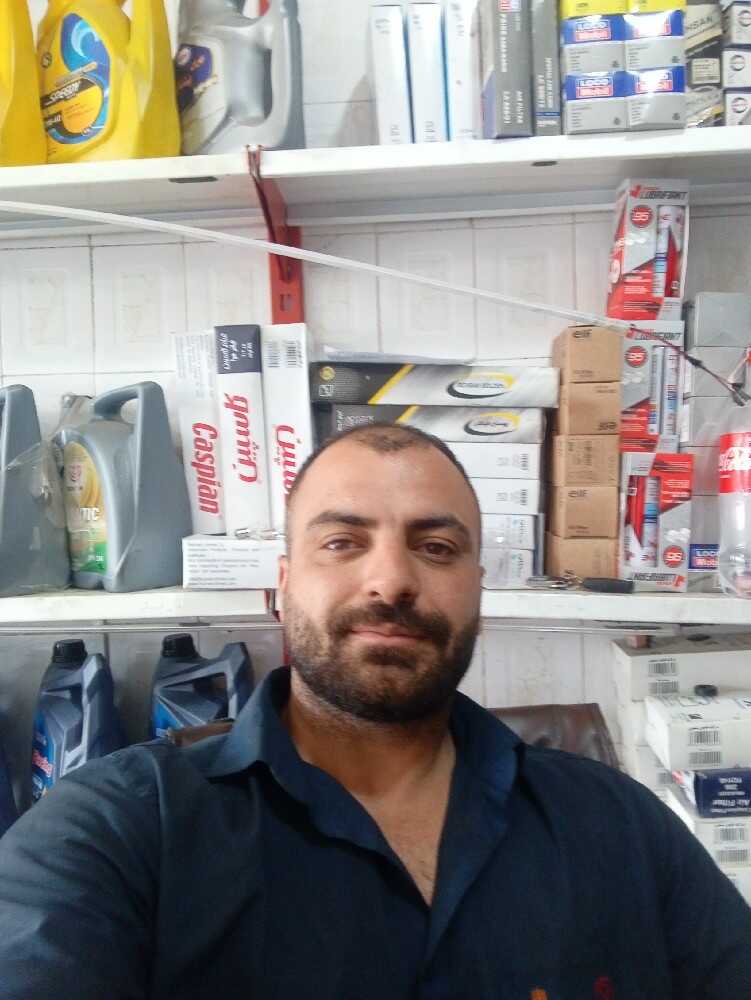 فرهاد پورطلائی
