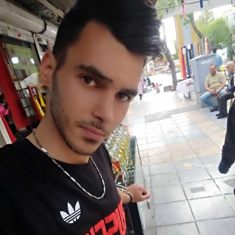 شیرین خدادادی زرینی