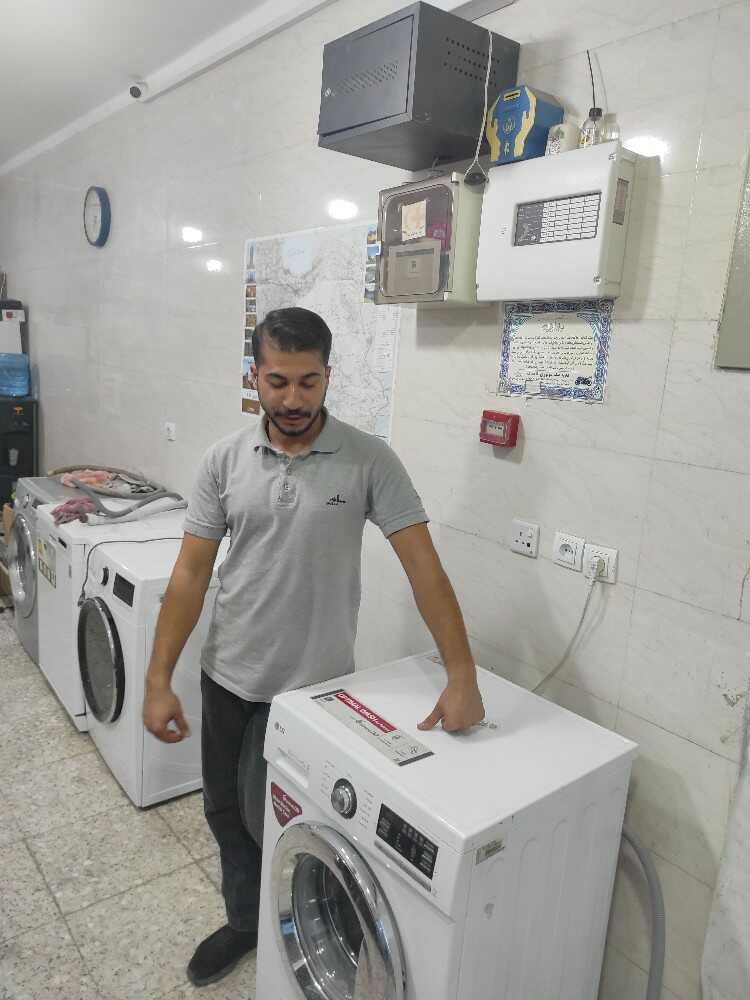 Hossein Esavi