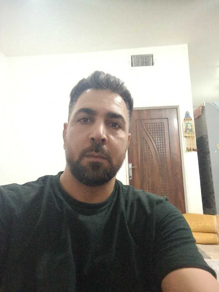 علی کوه نشین
