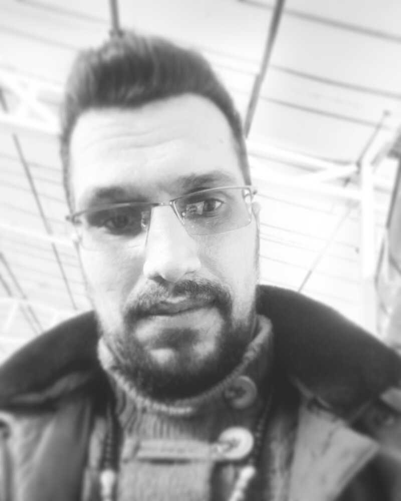 ایمان شعبانپور