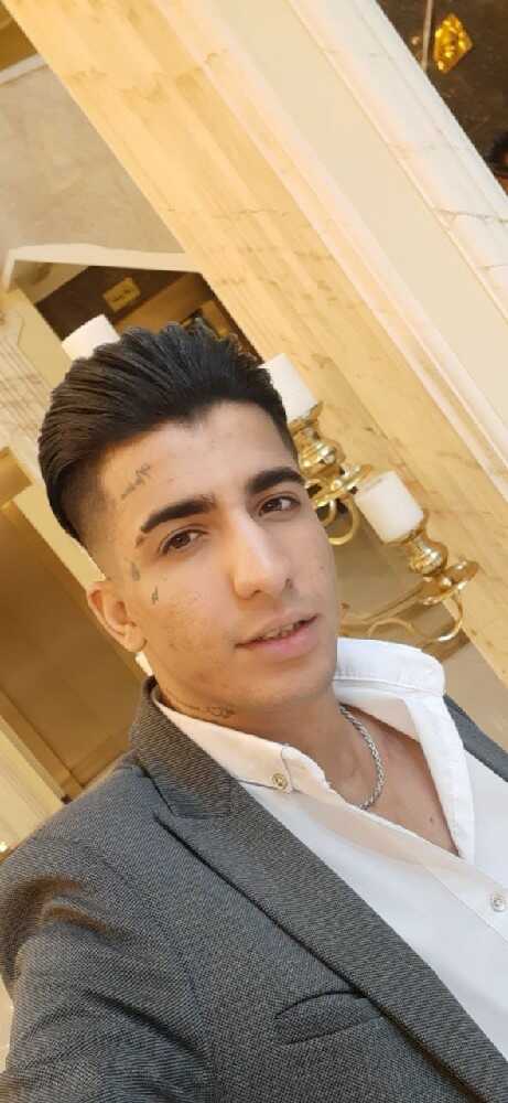 فریدون تاتاری