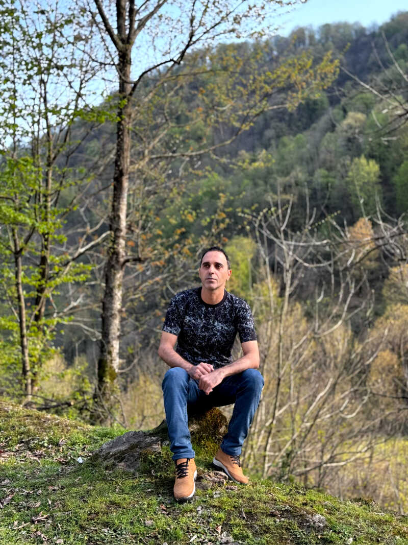 فرشید فلک بین