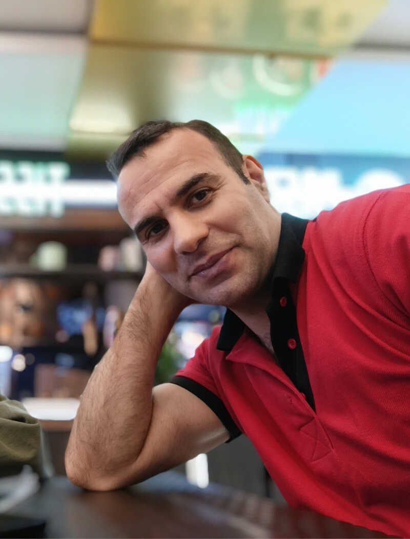 مرتضی اکبری