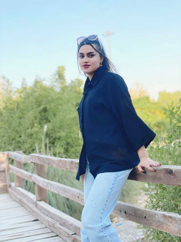 فاطمه روستا