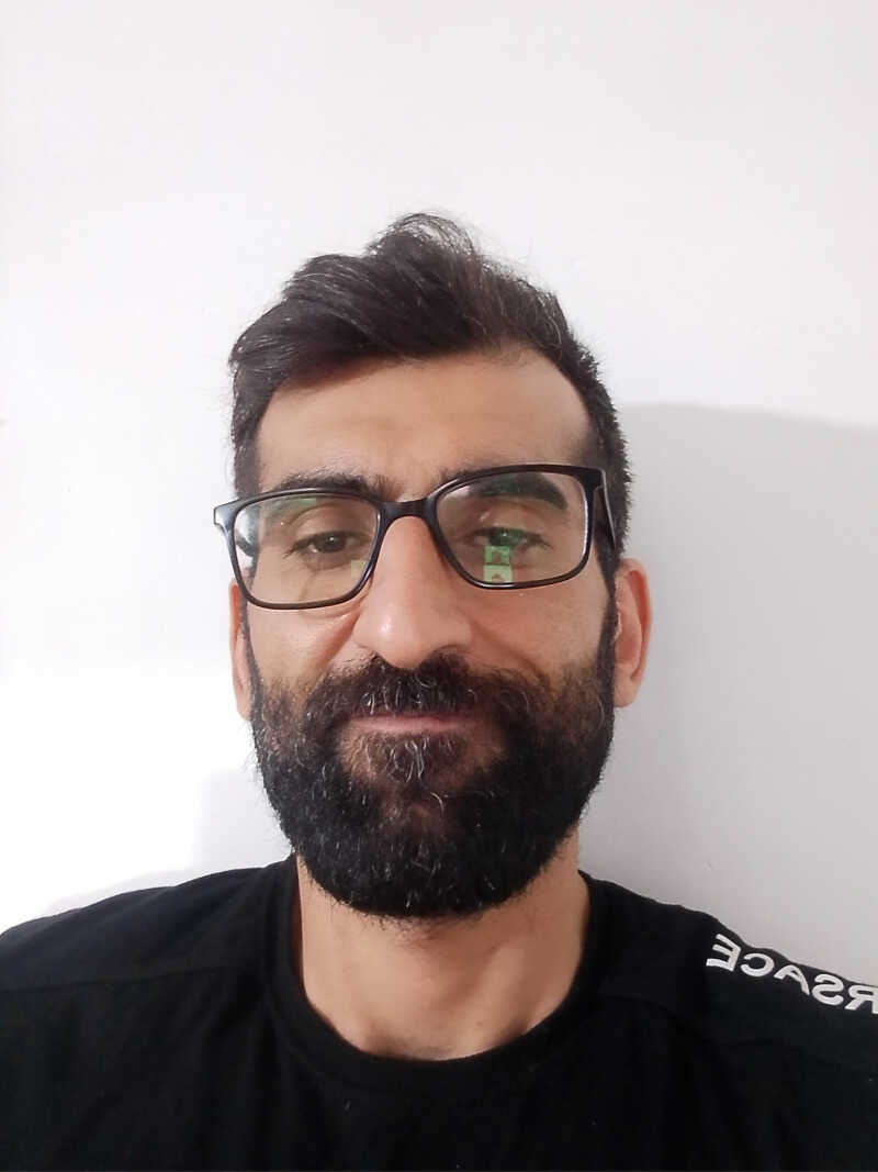 مازیار نیک خواه