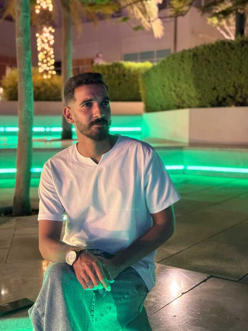 سالن احمدصادقی