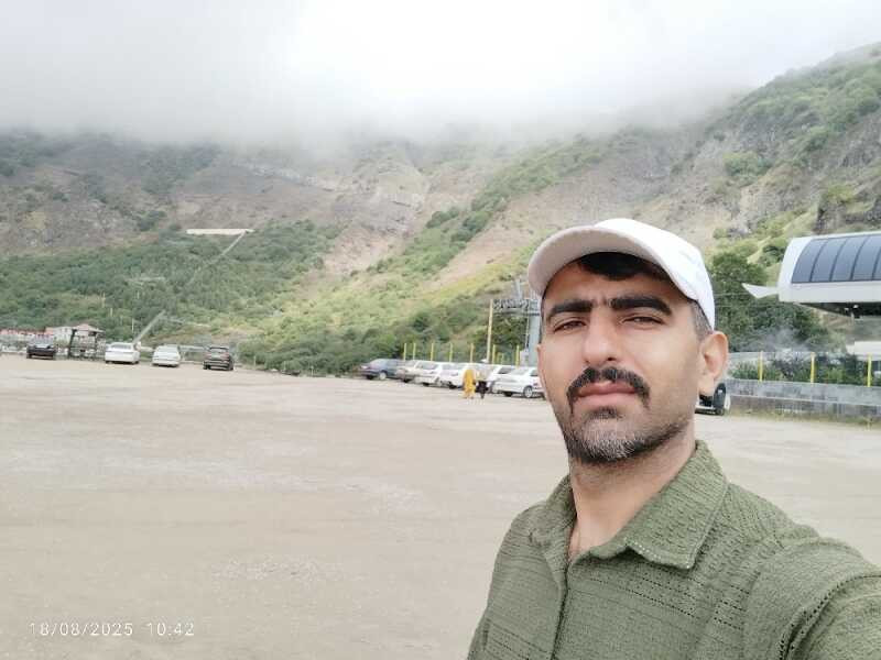 آرش بویری پیانی