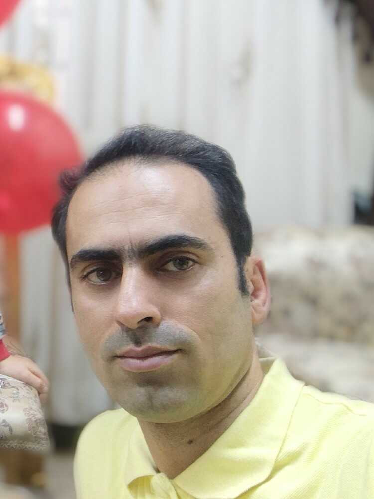 احسان شادپور