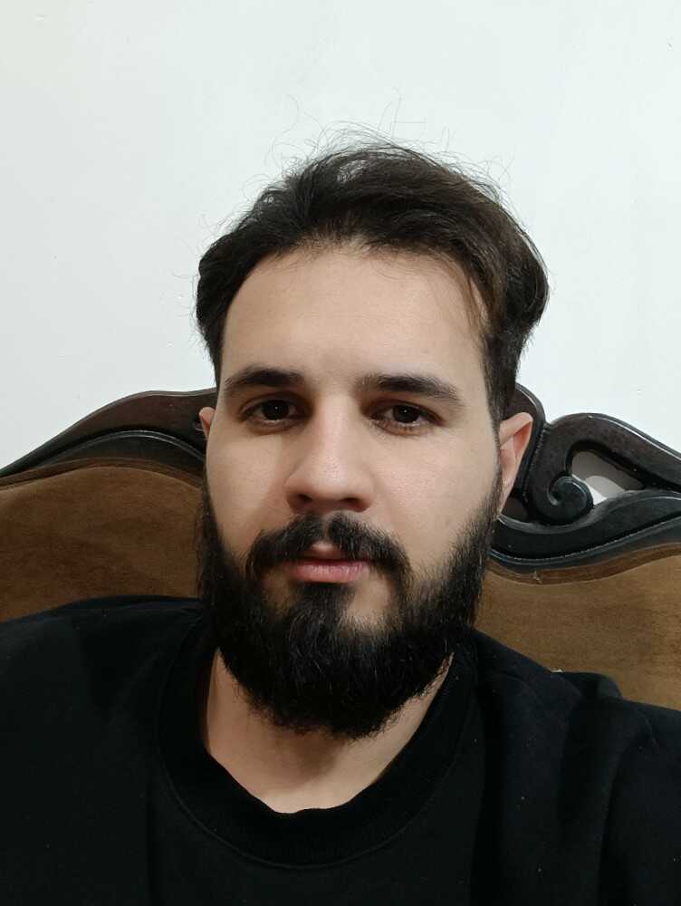 Mehran Akbari