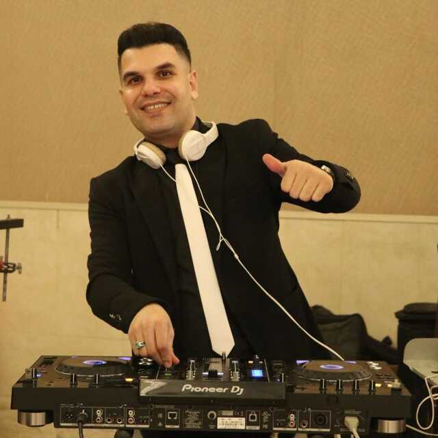 رضا ذبیحی