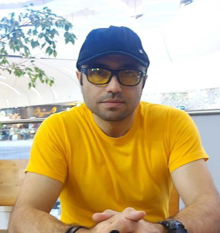 مجتبي دامن خورشيد