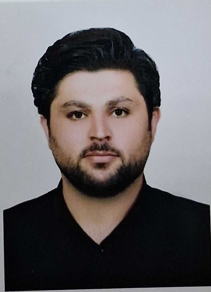 وحید محمودی