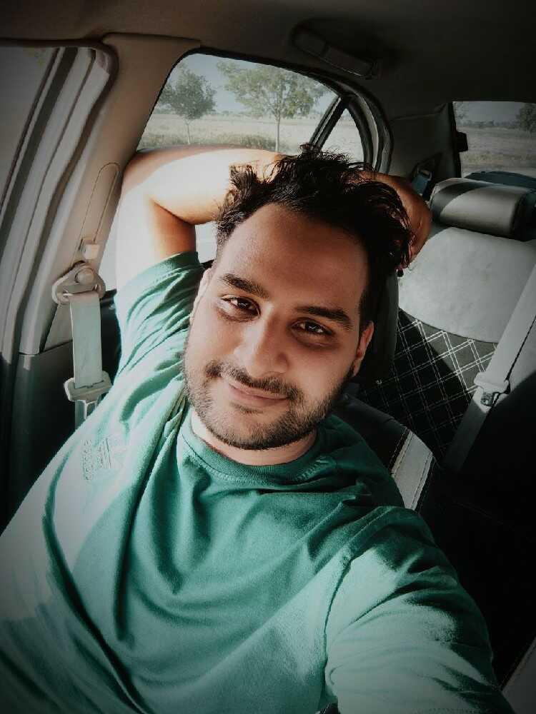 محمود بیابانی