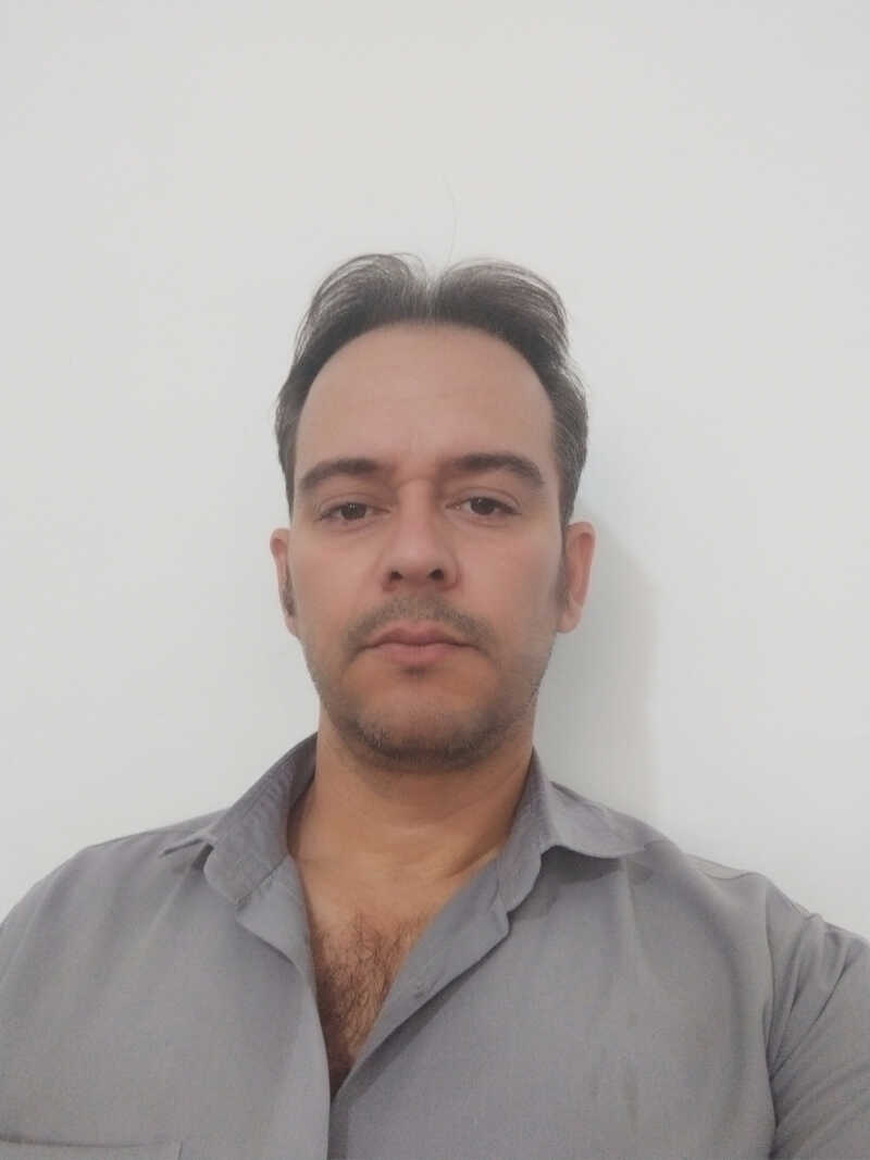 مصطفی فرخ نسب