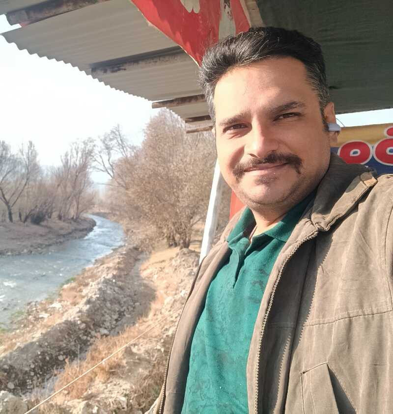 هادی قنبری