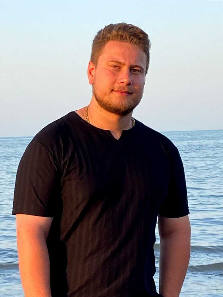 امیرحسین فداکار