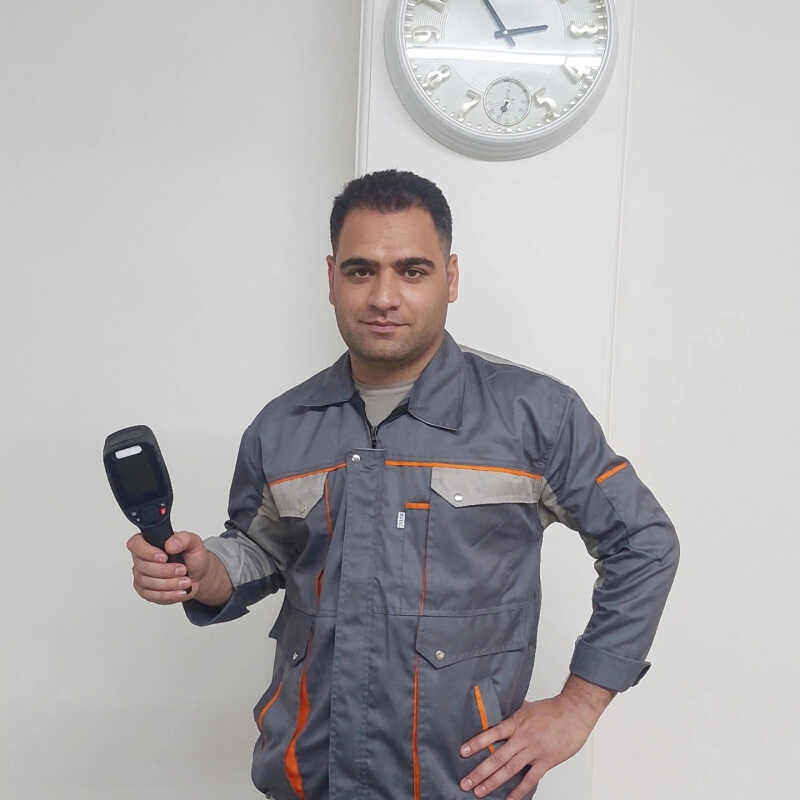 منوچهر محمدپور