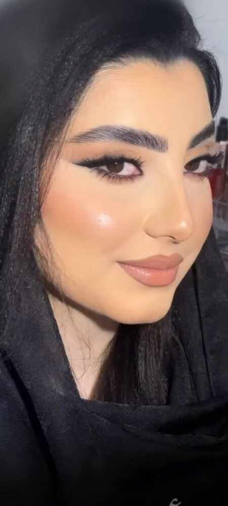 مريم آذري