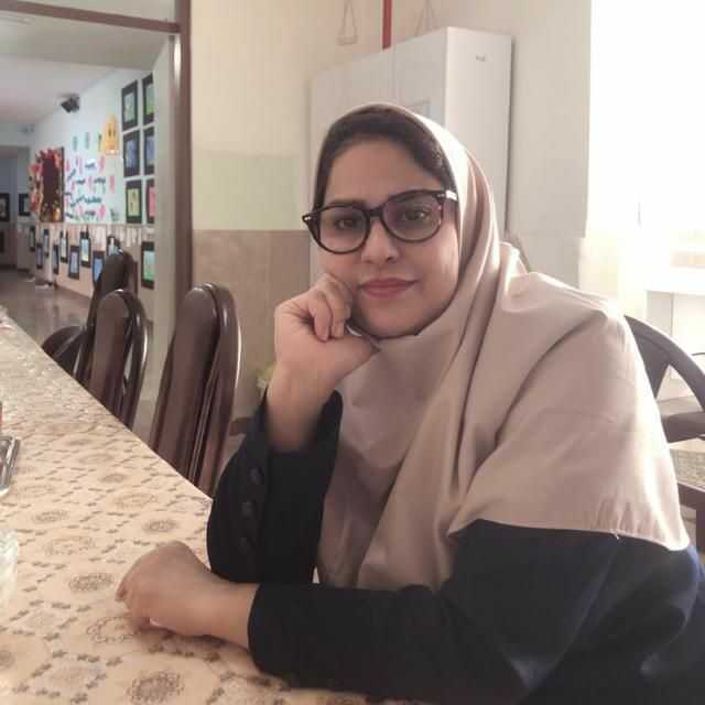 سیده شمیم حسینی نژاد