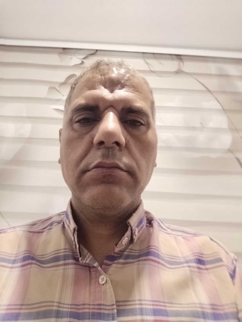 علی مت خواه