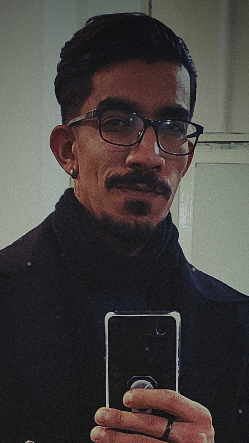 امیر حسین حسین خانی